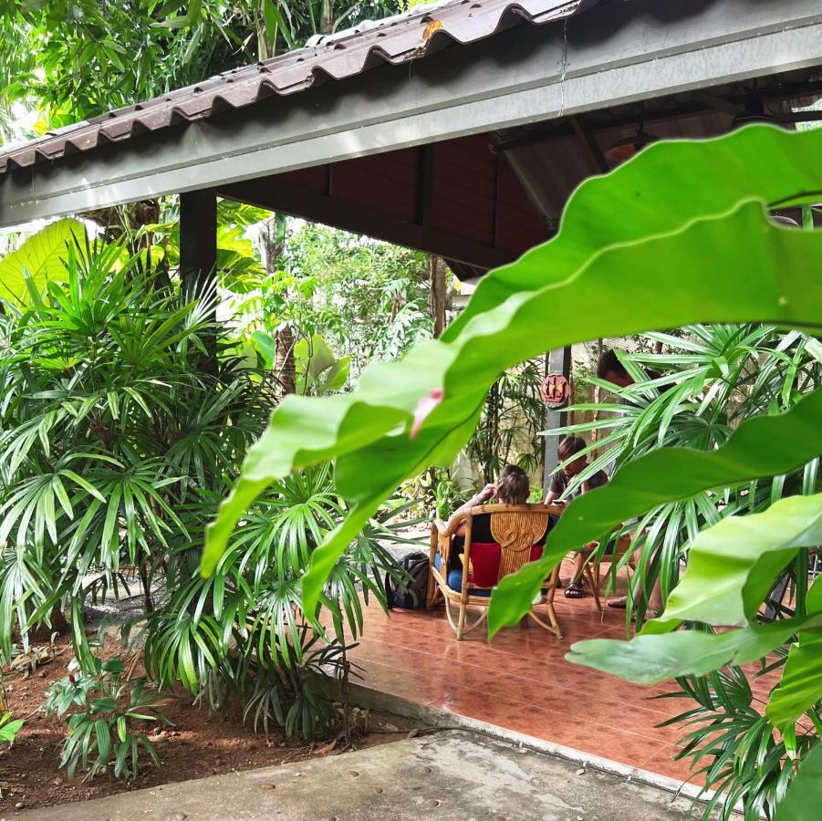 The Snug Airportel - Phuket Airport Nai Yang Exterior photo