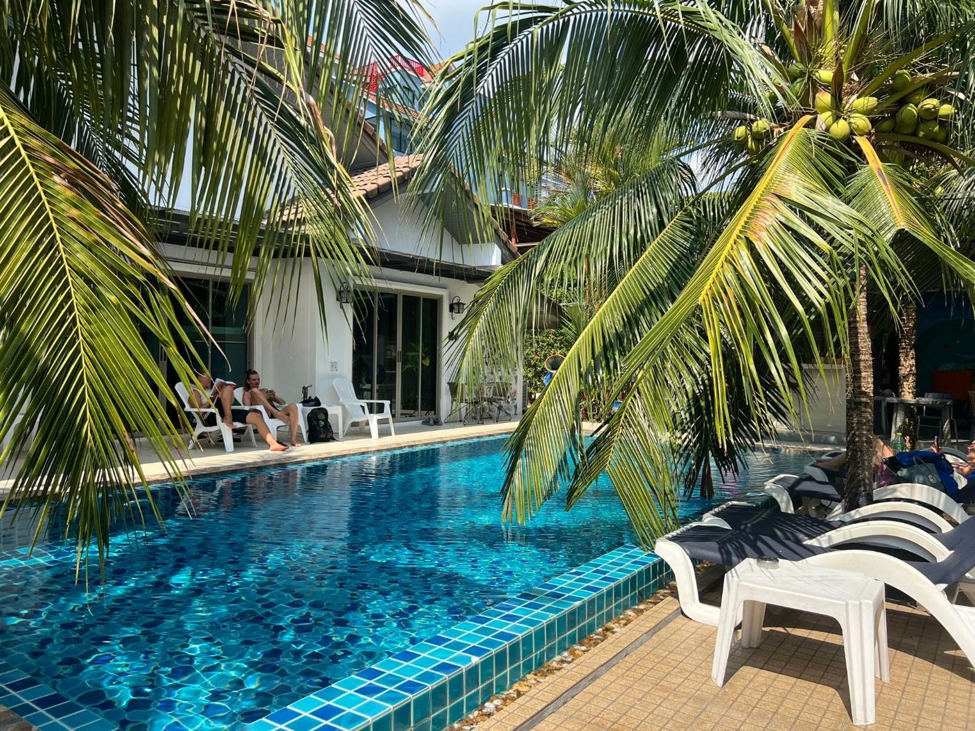 The Snug Airportel - Phuket Airport Nai Yang Exterior photo